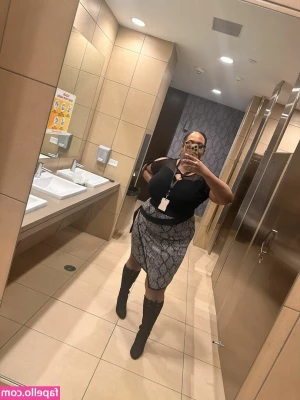 Naenaerealnasty - ***𝐇𝐨𝐭 𝐟𝐫𝐞𝐚𝐤 𝐛𝐚𝐛𝐞 @blackxbacardi