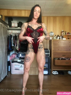 Sweetpeach - Bare faced and getting ready to film a little something something to