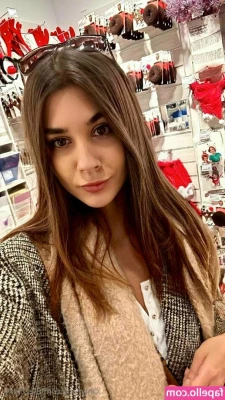aliss.foxy [ aliss-foxy ] - I m so horny