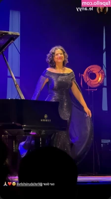 Khatia Buniatishvili [ khatia-buniatishvili ] - this a  official baby
