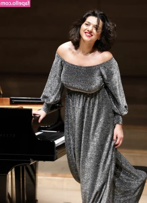 Khatia Buniatishvili [ khatia-buniatishvili ] - Tonight’s 3 girl, guy session.. there were a lot of dicks to be