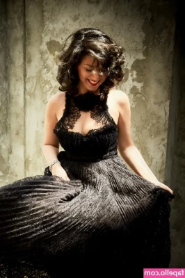 Khatia Buniatishvili [ khatia-buniatishvili ] - Foot Lovers alert 🚨
