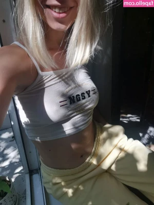 funsnail - I want you to take this blouse off of me💋💋