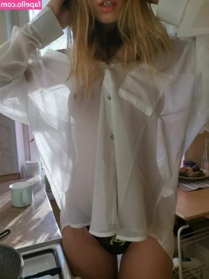 funsnail - @sexywitch91 Do you want me to send you very hot photos🔥🔥 and part 1
