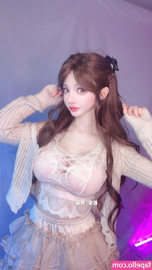 HT_WEIBA [ ht-weiba ] - Cafe Fun. Would you like to take the next table? I like wearing sheer