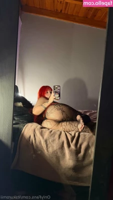 itskuromii - Another peekaboo hehe