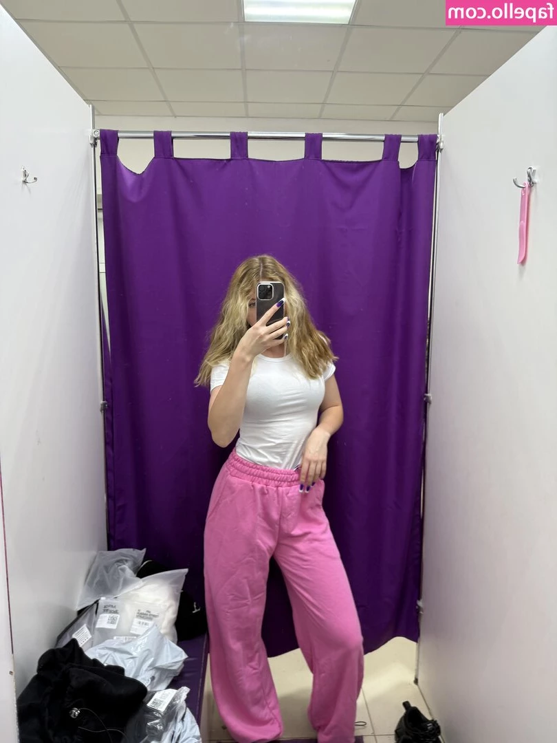 _perfectly._ [ perfectly ] - Does this titty drop turn you on?😍