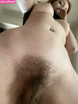 Ellie Haze - I see you, checking out my ass, don’t stop