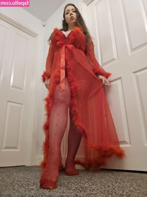 aishakalahari [ aishakalahari-1 ] - Who else is ready for spooky season? 👀