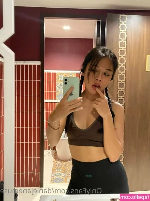 Danie Jane [ danie-jane ] - What days should I start uploading