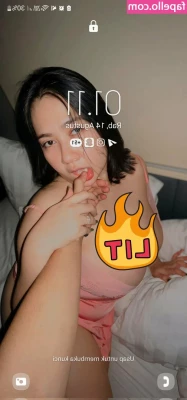 Risamusfita - Another big saggy titty slideshow  Wow I got some big areolas  and a