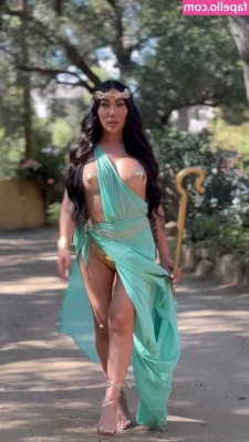 Gia Gunn [ gia-gunn ] - Like these new angles? 🥵