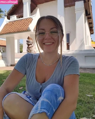 fullymira - I want you to eat me from breakfast, if you know what I