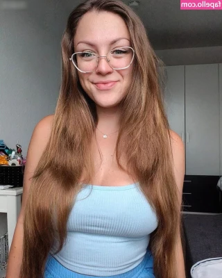 fullymira - do you like my new haircut?