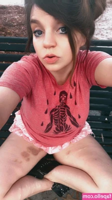 Serra Rae [ serra-rae ] - Can I be your reason to masturbate?