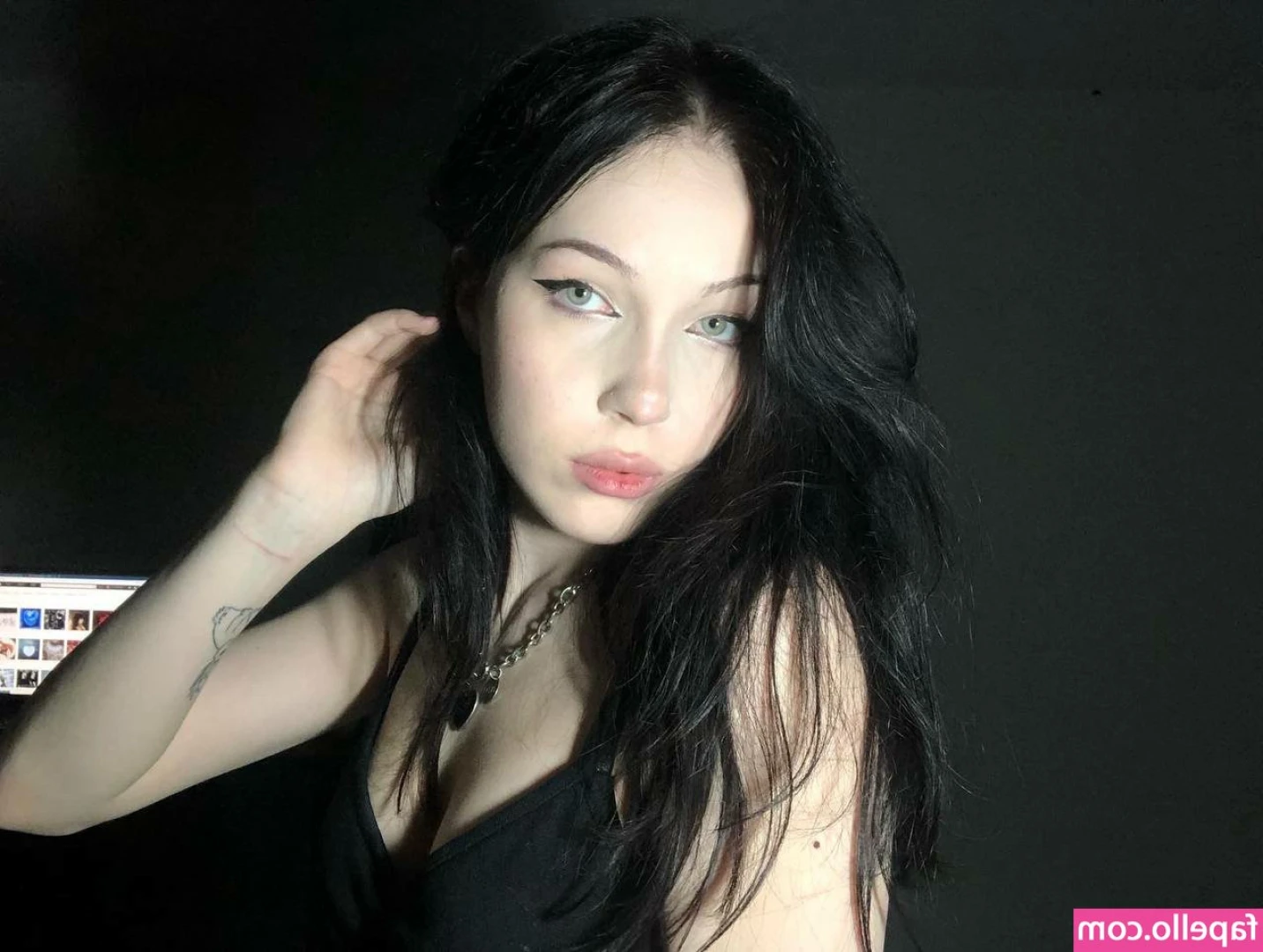 aswrinna - fat witch 🧡