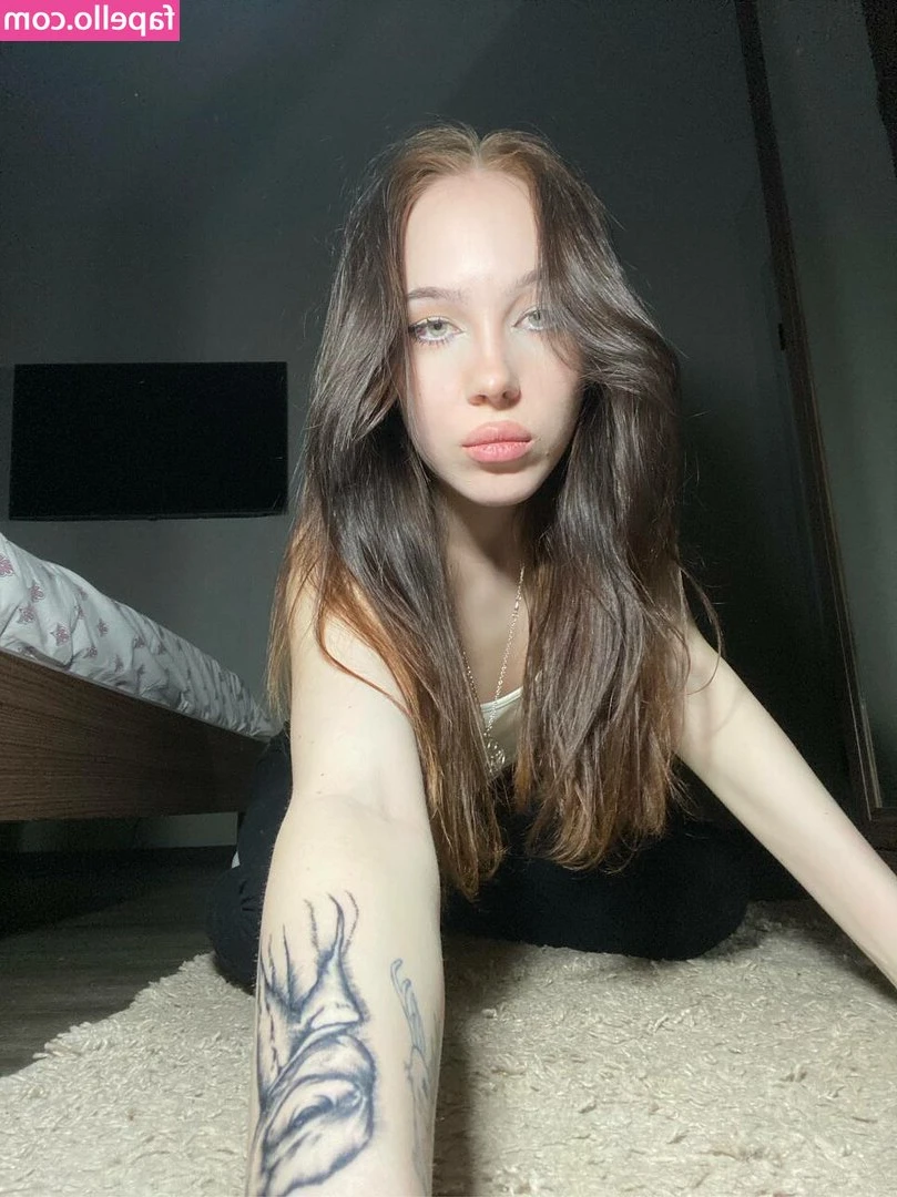 aswrinna - Suns out cocks out 😉