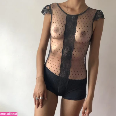Depop Wins [ depop-wins ] - So horny.. 😘🥵🥵 RENEW YOUR SUBSCRIPTION for more exclusive