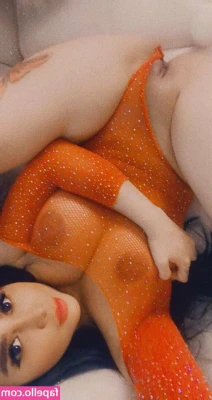 Xdayaannax - teasing on cam 😈