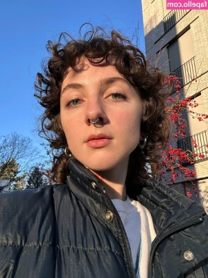 madison_olsen [ madison-olsen ] - Stay tuned for some treats