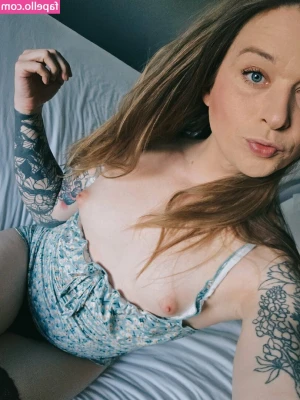 Taryn Elizabeth [ taryn-elizabeth ] - sorry for the radio silence ;3; ive been so busy and i was at a