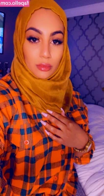 Badjabi | [ badjabi ] - Midday bath time all alone :( 💦😈