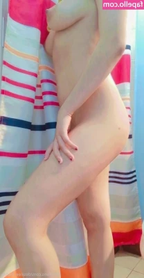 Desiree Bunny [ desiree-bunny ] - The higher the leg I lift  the more your cock will rise and harden 