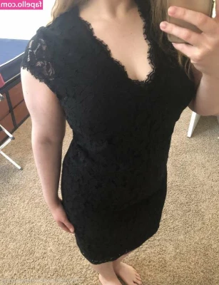 awkotacogf - Gym locker room titties 🖤