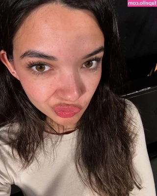 Michelle Mendizábal [ michelle-mendiza-bal ] - Alors cette nouvelle coupe