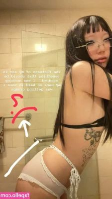 iamaspermwhale - Beauty   let me know what you like to see more regarding feeties