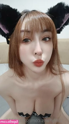 Sprite Fang Qi Yuan [ sprite-fang-qi-yuan ] - Sick in bed all day  anyone want to have some fun and excite me   