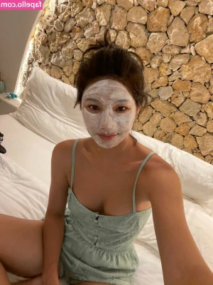 Lee Hee Eun [ lee-hee-eun ] - Call be a bitch all you want but you simply just don't haggle with me