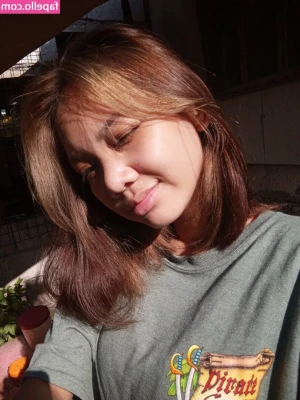 Zaiah Cazar [ zaiah-cazar ] - I m feeling quite cute today  what do you think