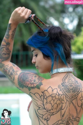 Deskicio Suicide [ deskicio-suicide ] - Do you wish my titties were bouncing in your face right now?🥰💗