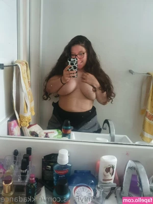 nikkadance - Check your inbox for a clip of me getting fucked in the changing room