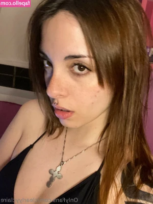 clearlyyclaire - Si quieres ver todas mis fotos sin censura ve a mi otro onlyfans
