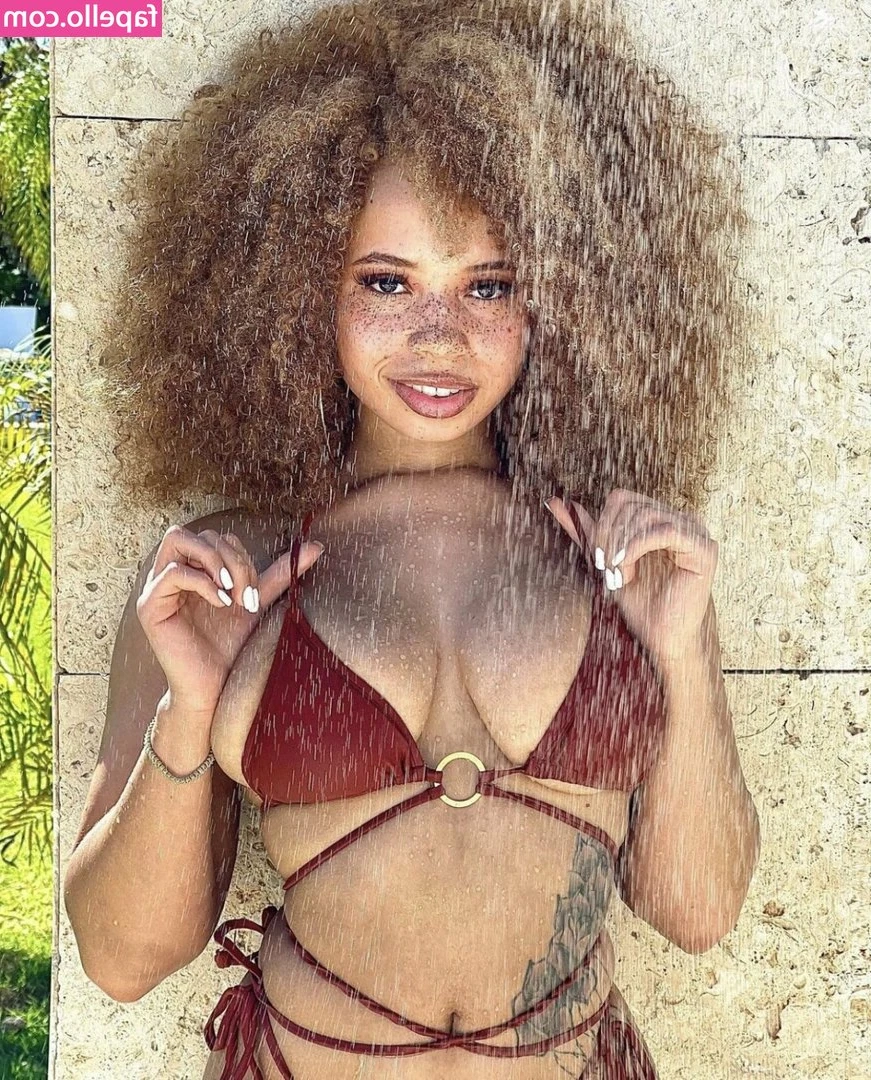 Mayaregi - Golden hour pussy pics 😍✨