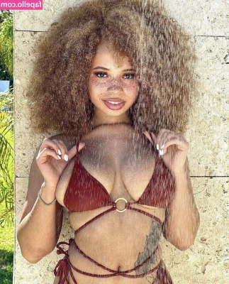 Mayaregi - Golden hour pussy pics 😍✨