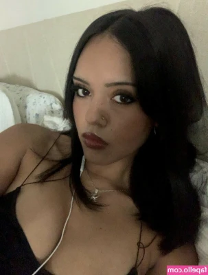 Fairykarime - logging into camsoda right now :) search for ‘desireecamsoda’