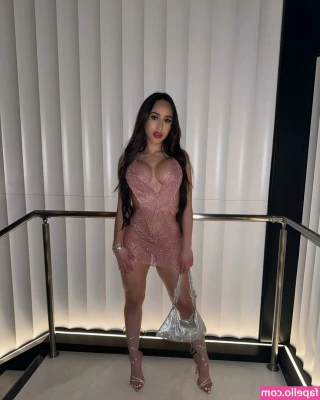 Denisse Cremieux [ denisse-cremieux ] - Go through and like all my photos if you love me❤️