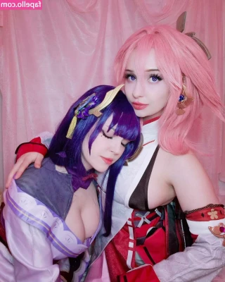Elaracosplay - Double trouble 😈 Now you can see me from every angle 🖤 First