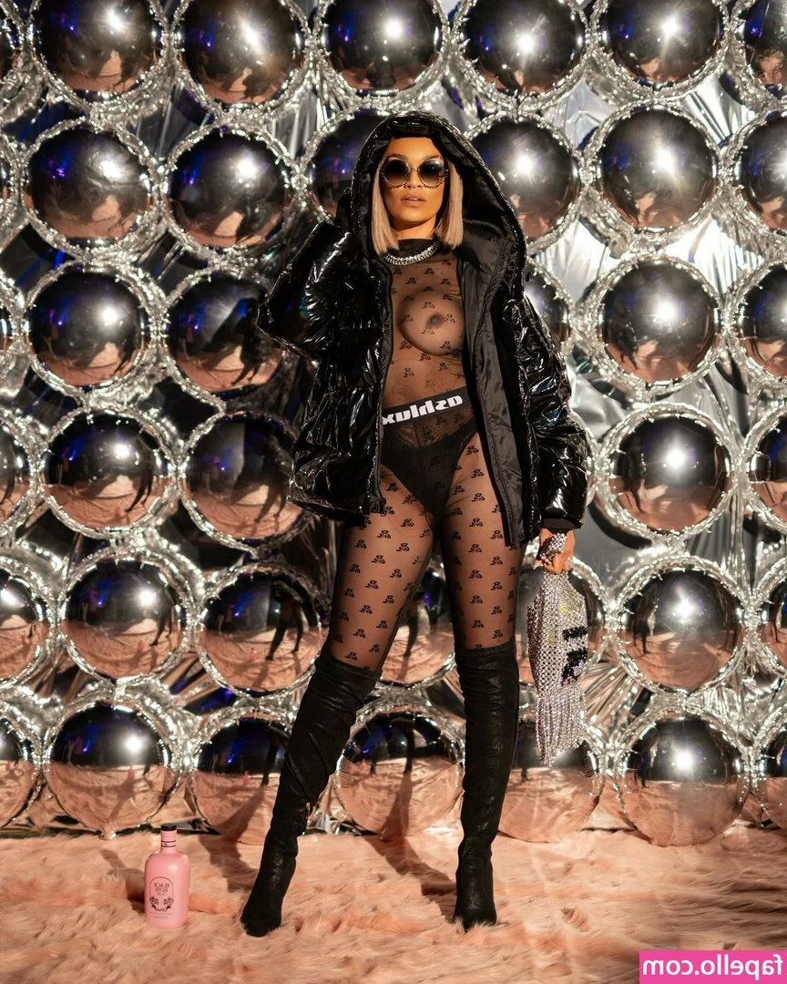 Pearl Thusi [ pearl-thusi ] - Free task: like and comment on all my media 🥰
