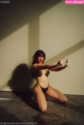 Michelle Weisstuch [ michelle-weisstuch-1 ] - 
