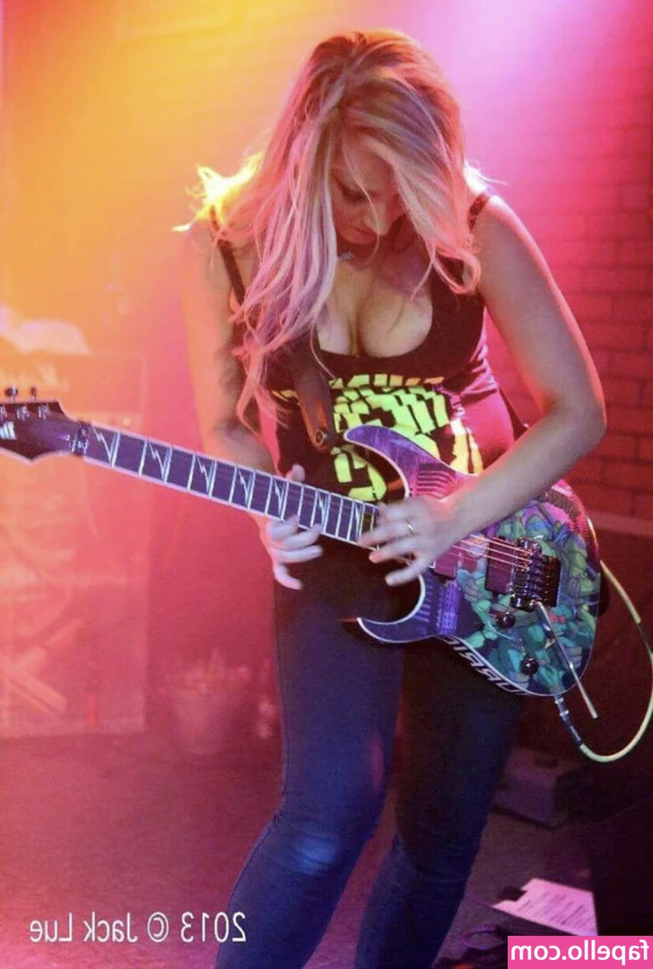 Nita Strauss [ nita-strauss ] - The 2021 Corvette  Owner: Davey Fucking Deals  Parking enforcement
