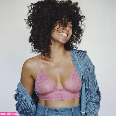 Alicia Keys [ alicia-keys ] - i’m going to try to do customs this week but i think i’m catching