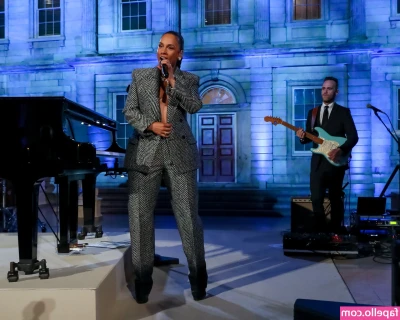 Alicia Keys [ alicia-keys ] - Officially posting again tomorrow I apologize for the hiatus I just