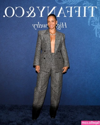Alicia Keys [ alicia-keys ] - Big boobs, big dreams 😘