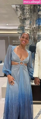 Alicia Keys [ alicia-keys ] - Let’s do some “We shouldn’t be doing things” things. 😏