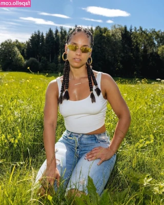 Alicia Keys [ alicia-keys ] - Morning lovelies!