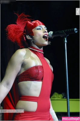Alicia Keys [ alicia-keys ] - Fotito completita de mi colita